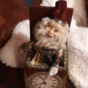 Sandman CREEPY MOVING Santa like Music Box Wind up Old musical odd